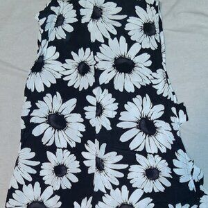 Black & White Daisy Floral Sleeveless Dress Size Small – A-Line Fit & Flare